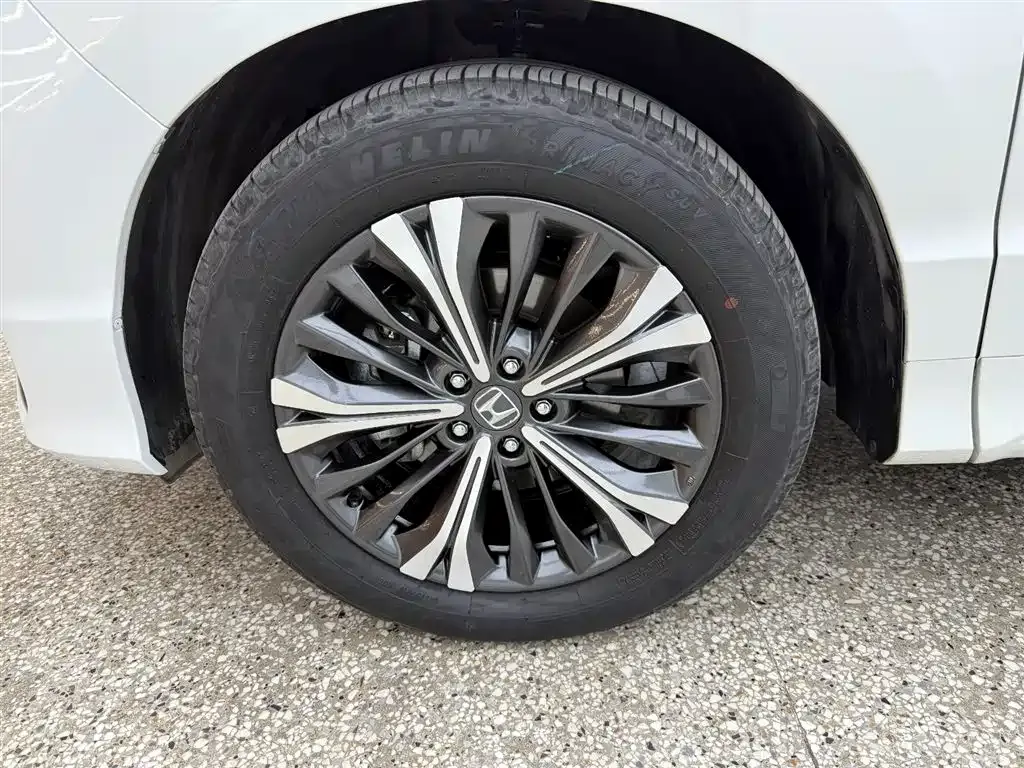 Honda UR-V 2023 из CN, фото 9
