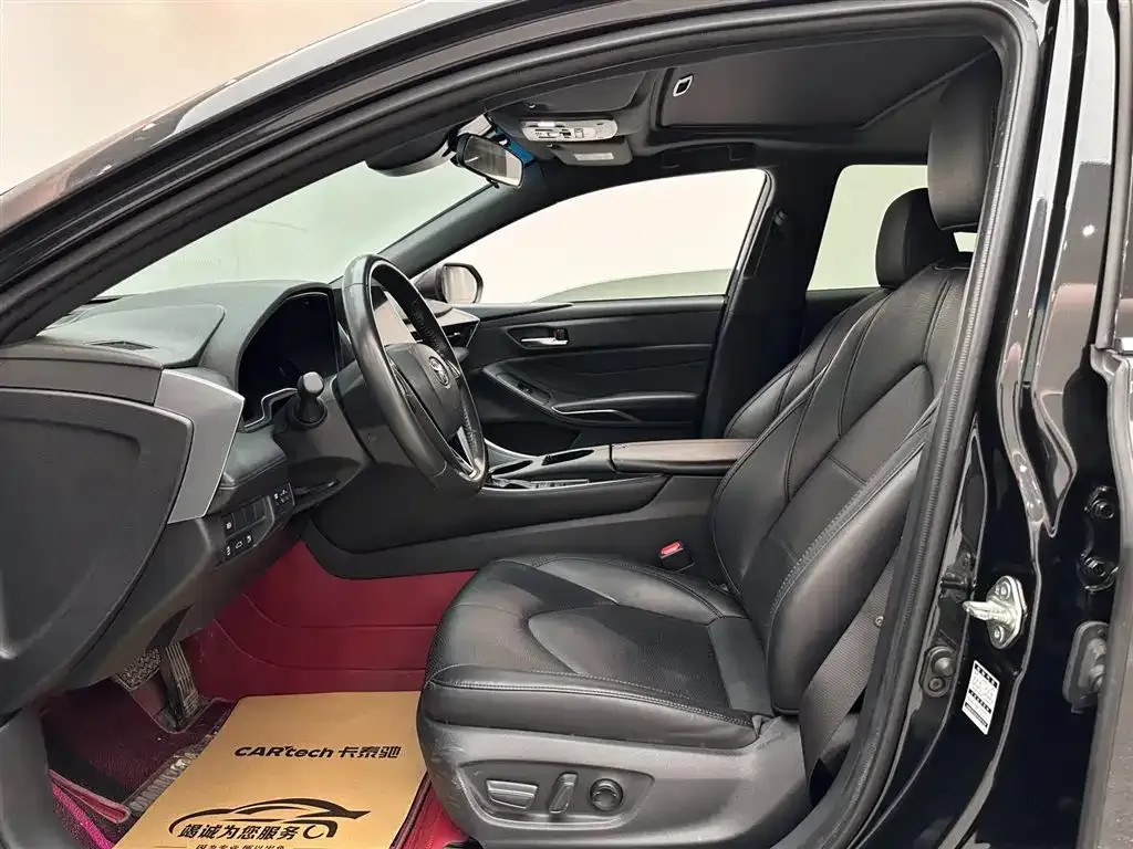 Toyota Avalon 2022 из CN, фото 9