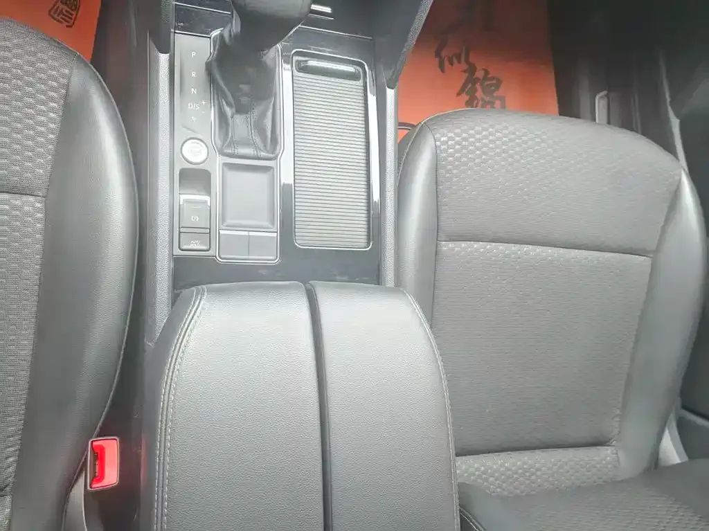 Volkswagen Teramont 2021 из CN, фото 4