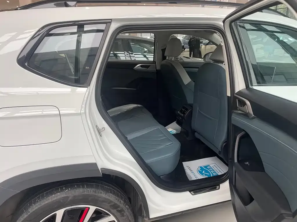 Volkswagen Tharu 2024 из CN, фото 10