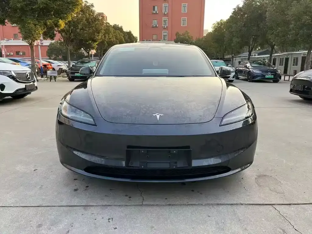 Tesla Model 3 2024 из CN, фото 1