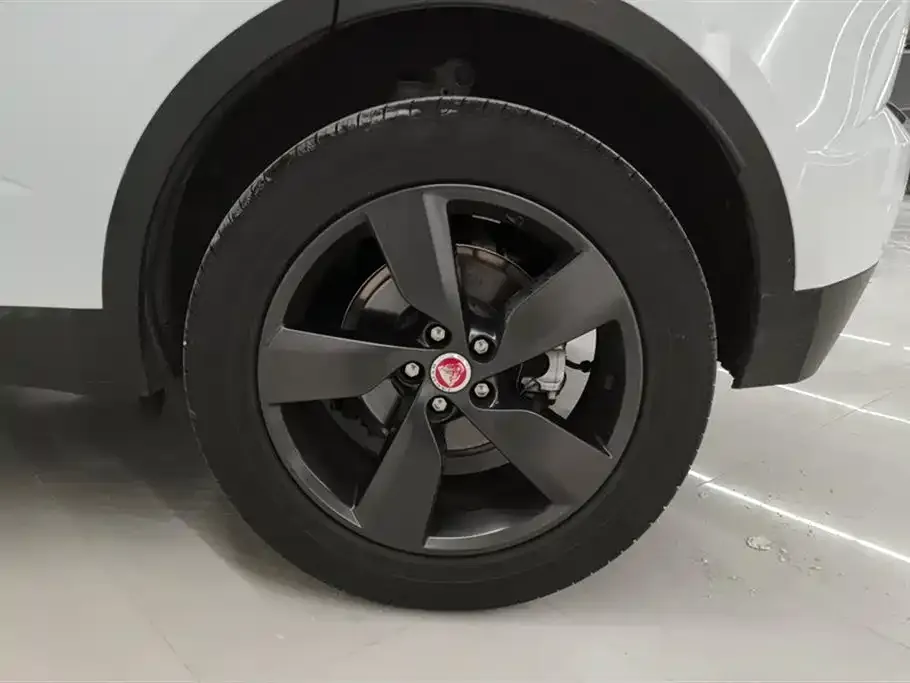 Jaguar E-PACE 2024 из CN, фото 10