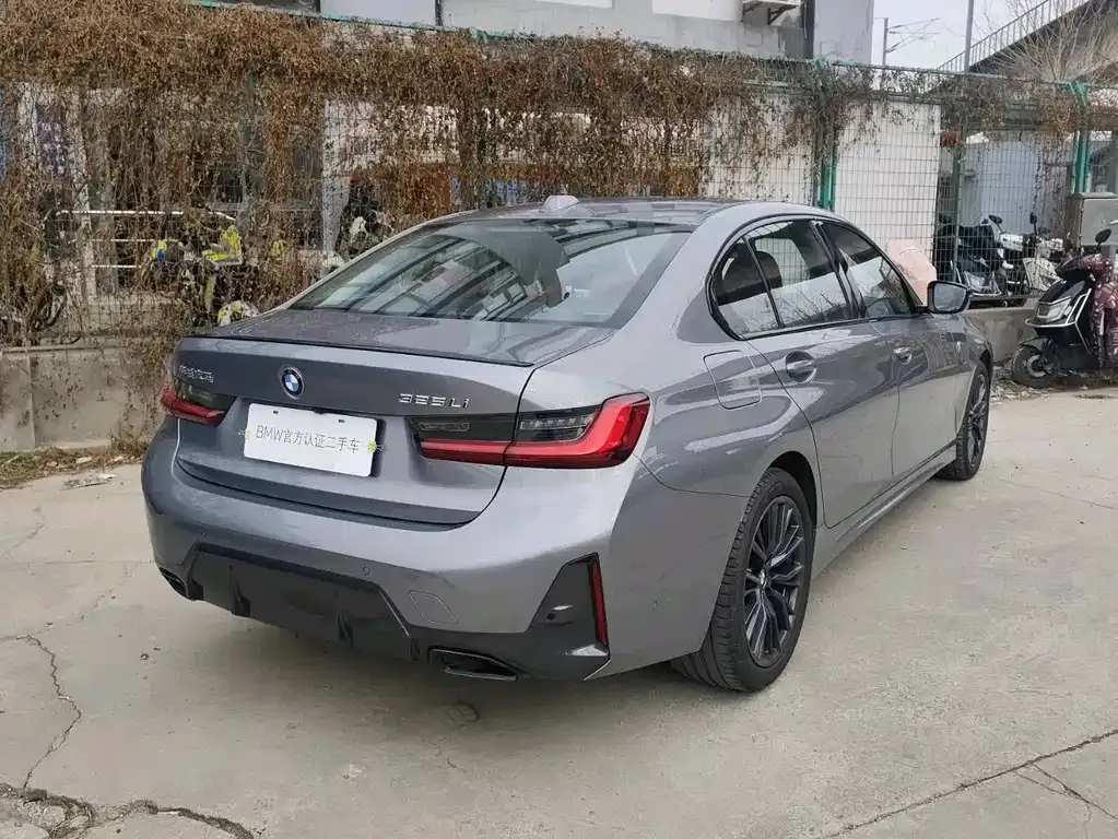 BMW 3 Series 2024 из CN, фото 10