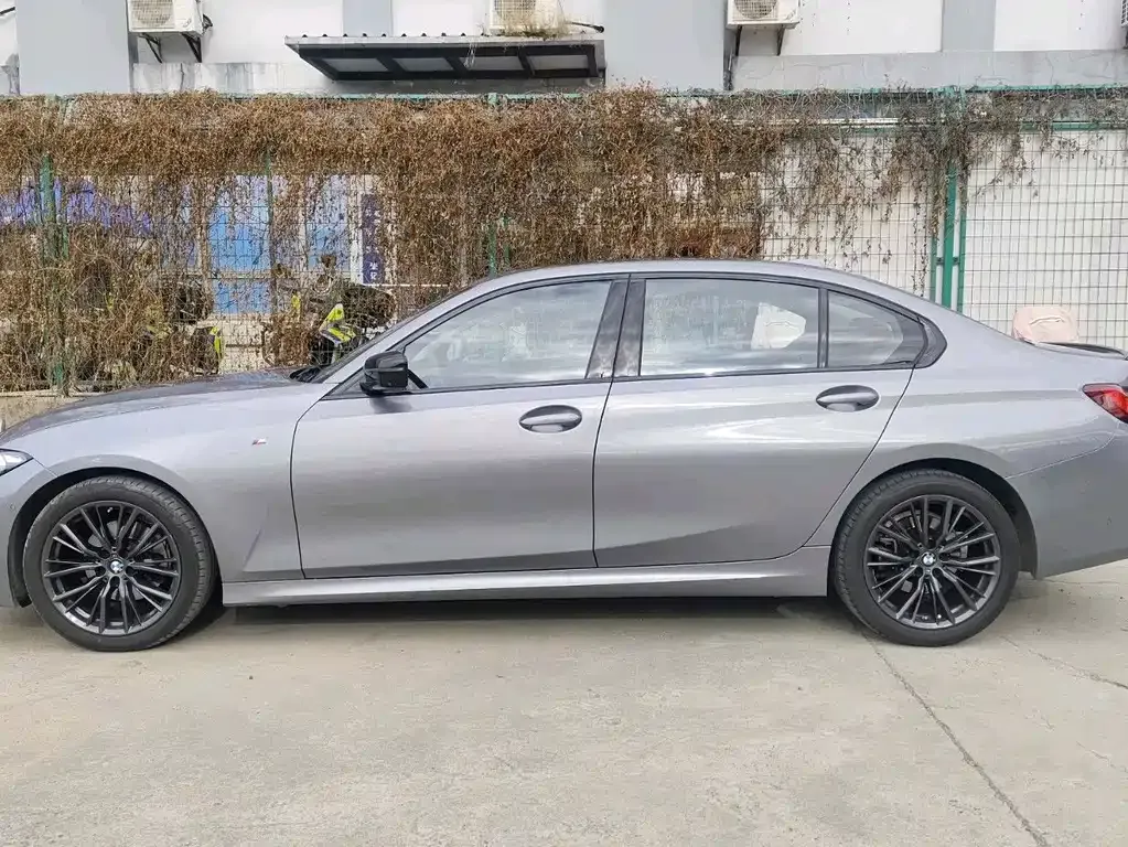 BMW 3 Series 2024 из CN, фото 8