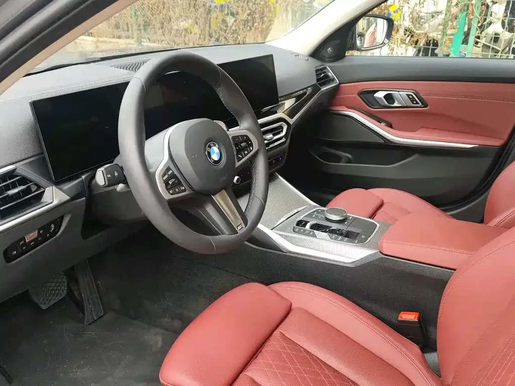BMW 3 Series 2024 из CN, фото 4