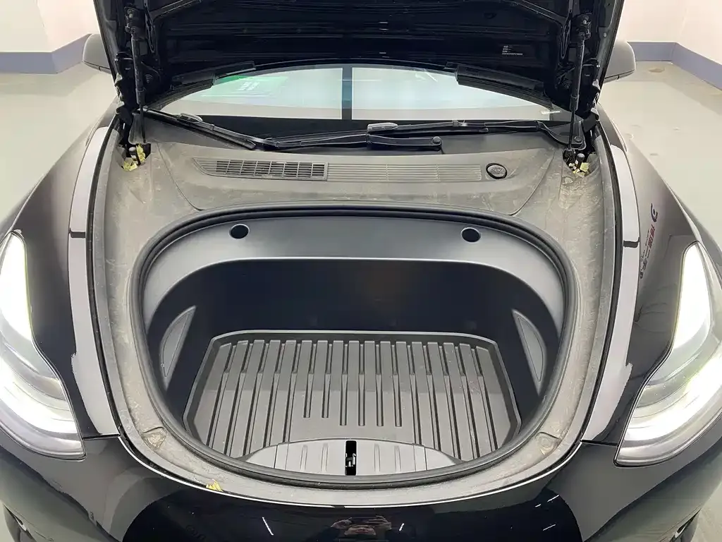 Tesla Model 3 2023 из CN, фото 10