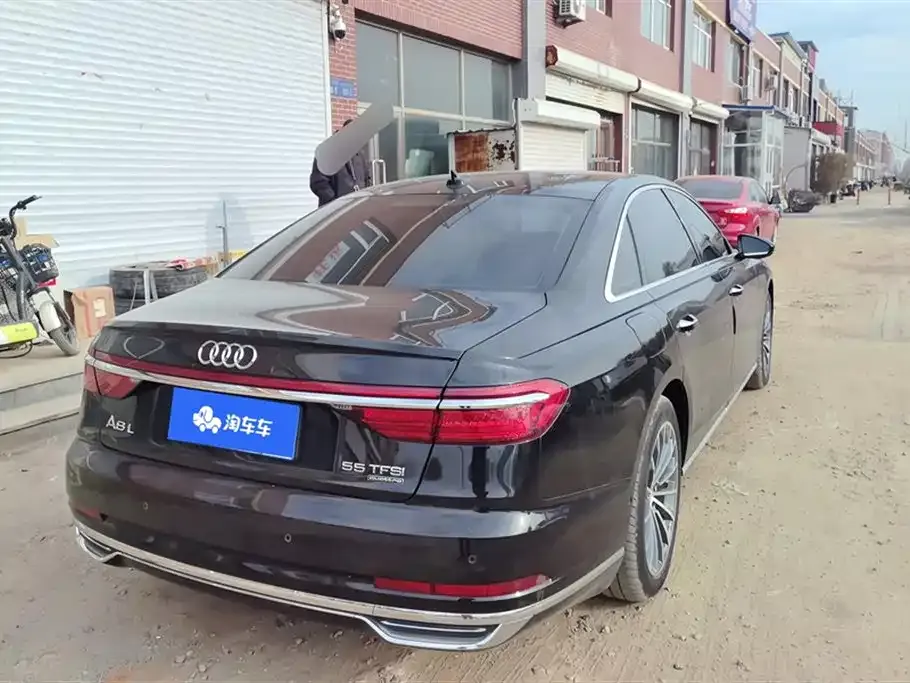 Audi A8 2021 из CN, фото 7