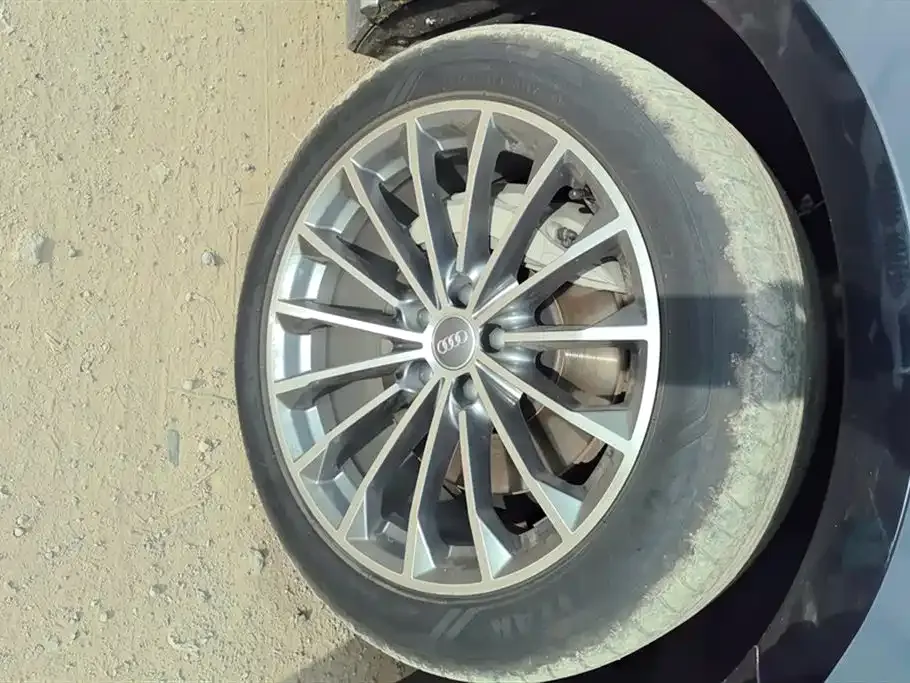 Audi A8 2021 из CN, фото 3