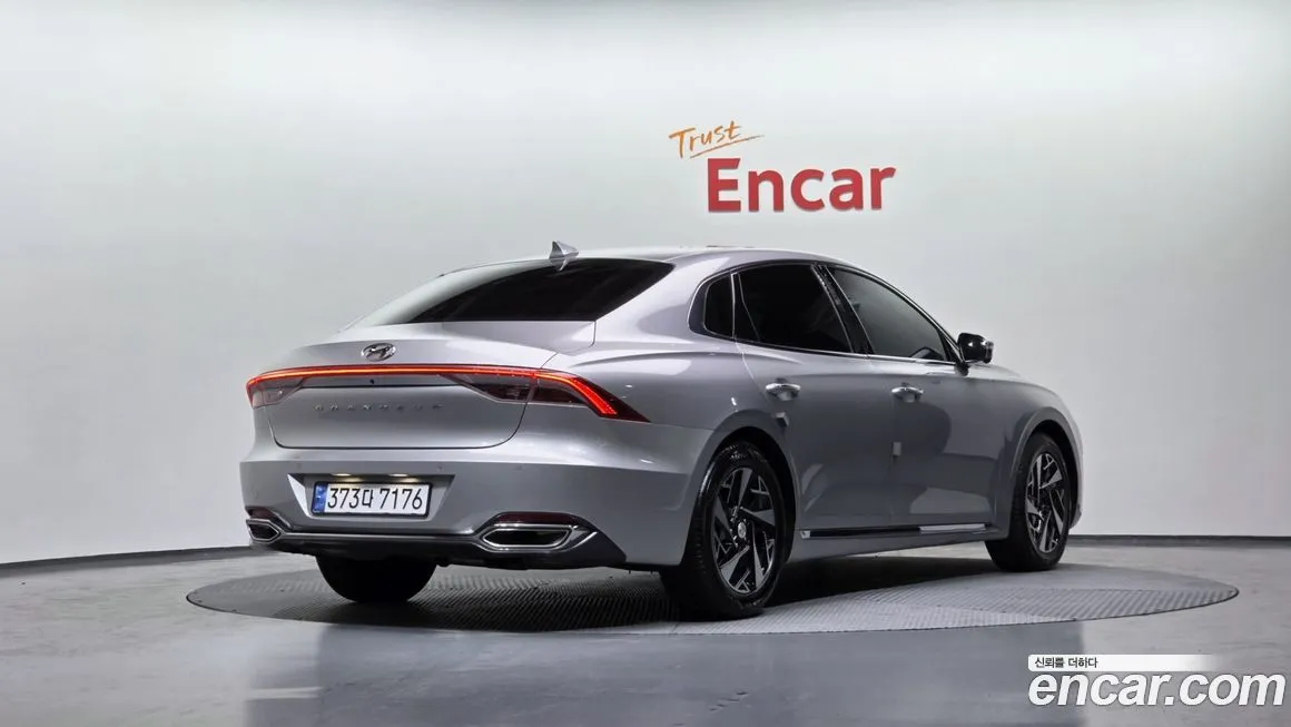 Hyundai Grandeur 2021 из KR, фото 3
