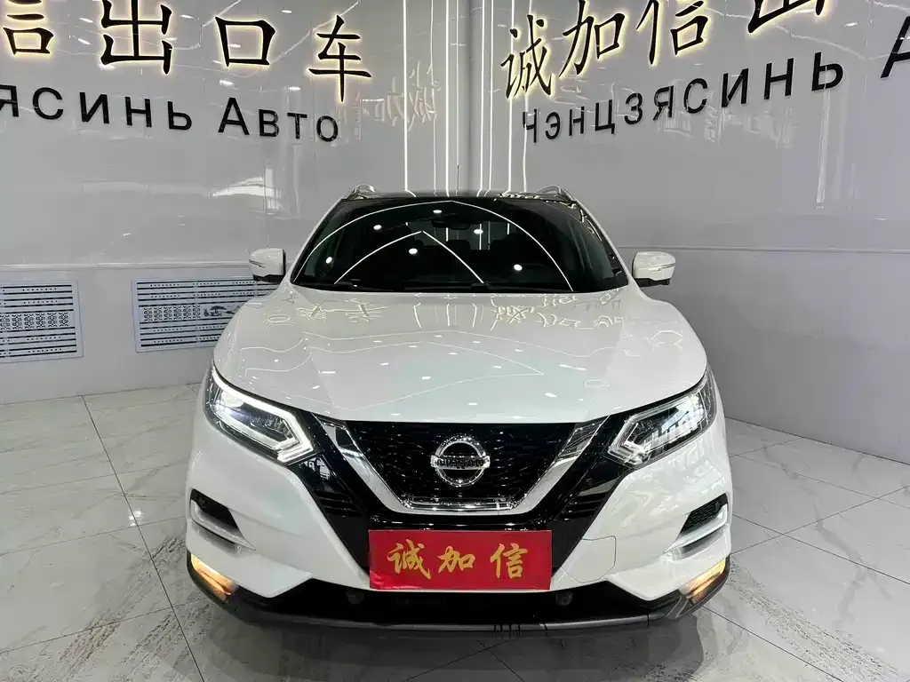 Nissan Qashqai 2022 из CN, фото 2
