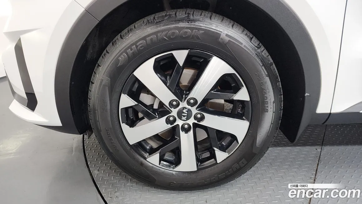 Kia Sorento — фото 5