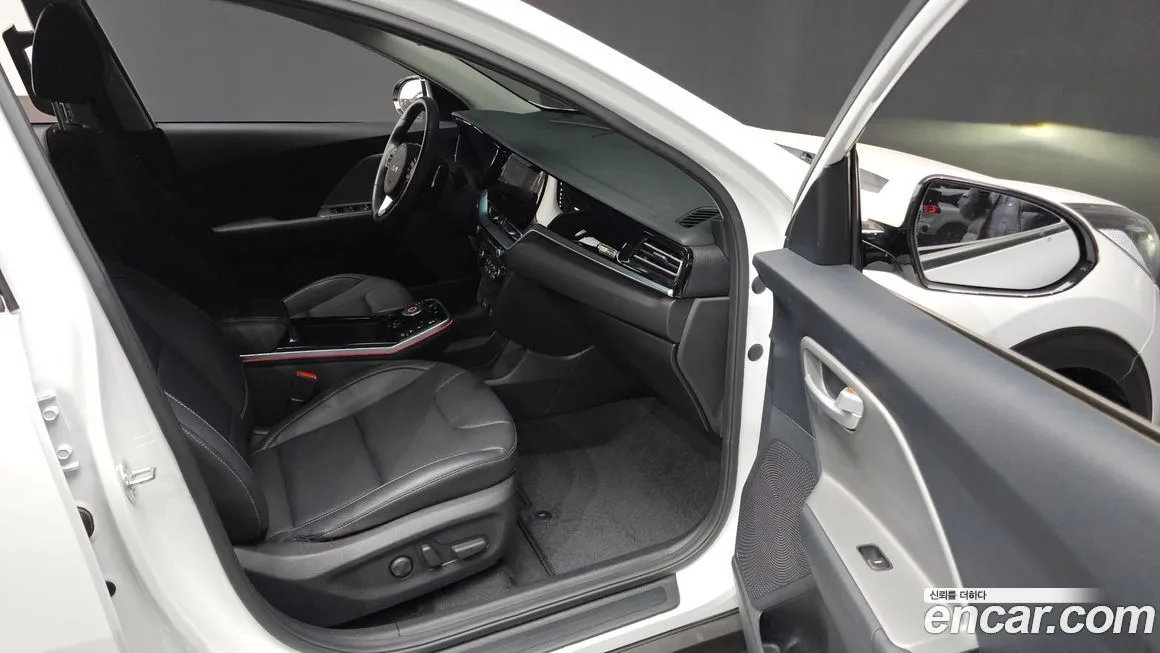 Kia Niro 2023 из KR, фото 9