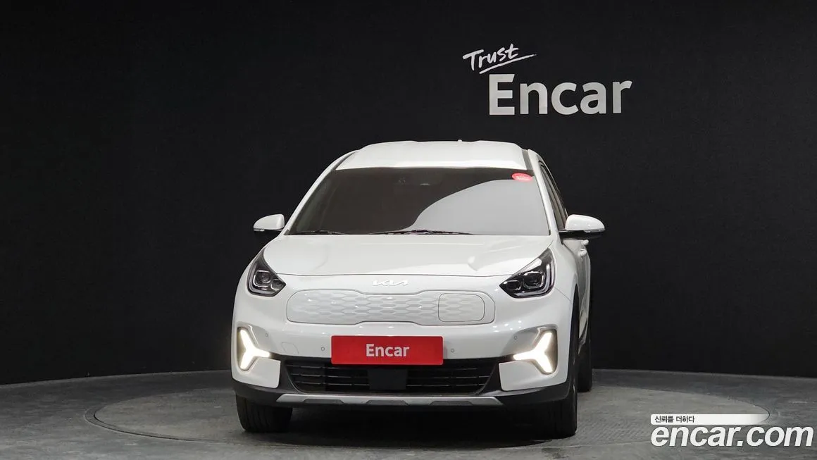 Kia Niro 2023 из KR, фото 3