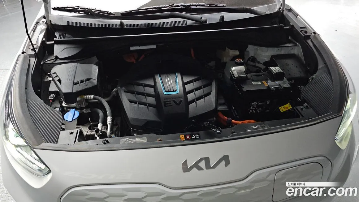 Kia Niro 2023 из KR, фото 10