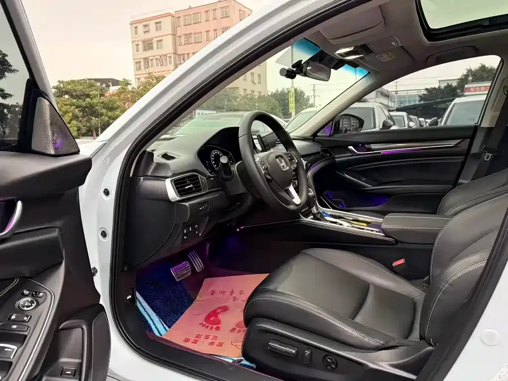 Honda Accord 2021 из CN, фото 10