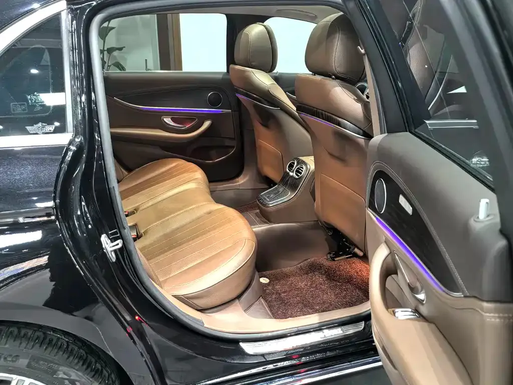 Mercedes-Benz E-Class 2022 из CN, фото 8
