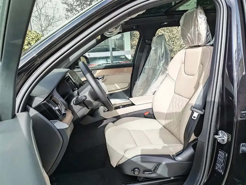 Volvo XC90 PHEV 2026 из CN, фото 7