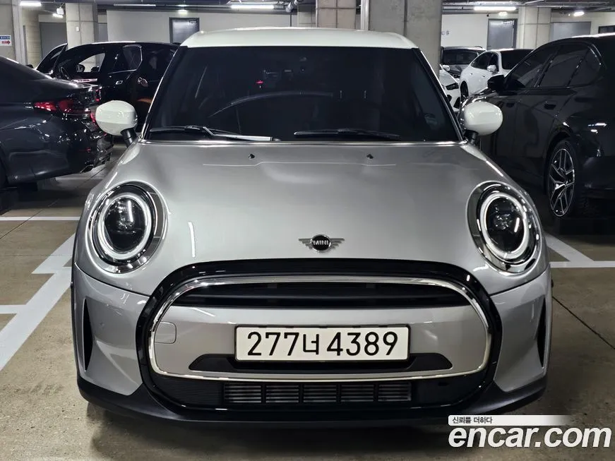 Mini Cooper 2024 из KR, фото 2