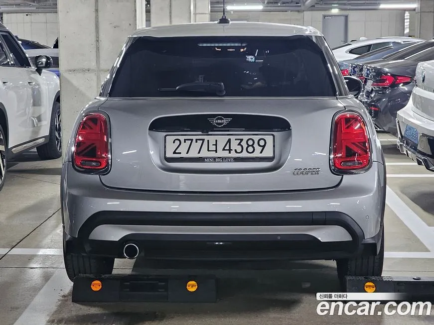 Mini Cooper 2024 из KR, фото 8