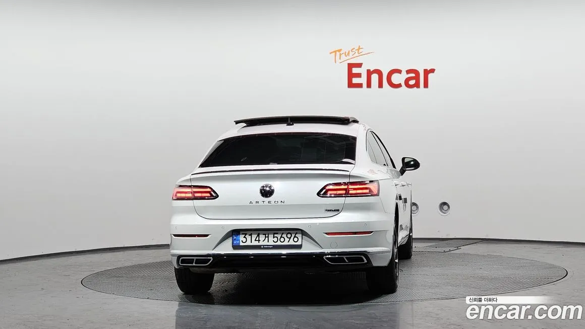 Volkswagen Arteon 2023 из KR, фото 3