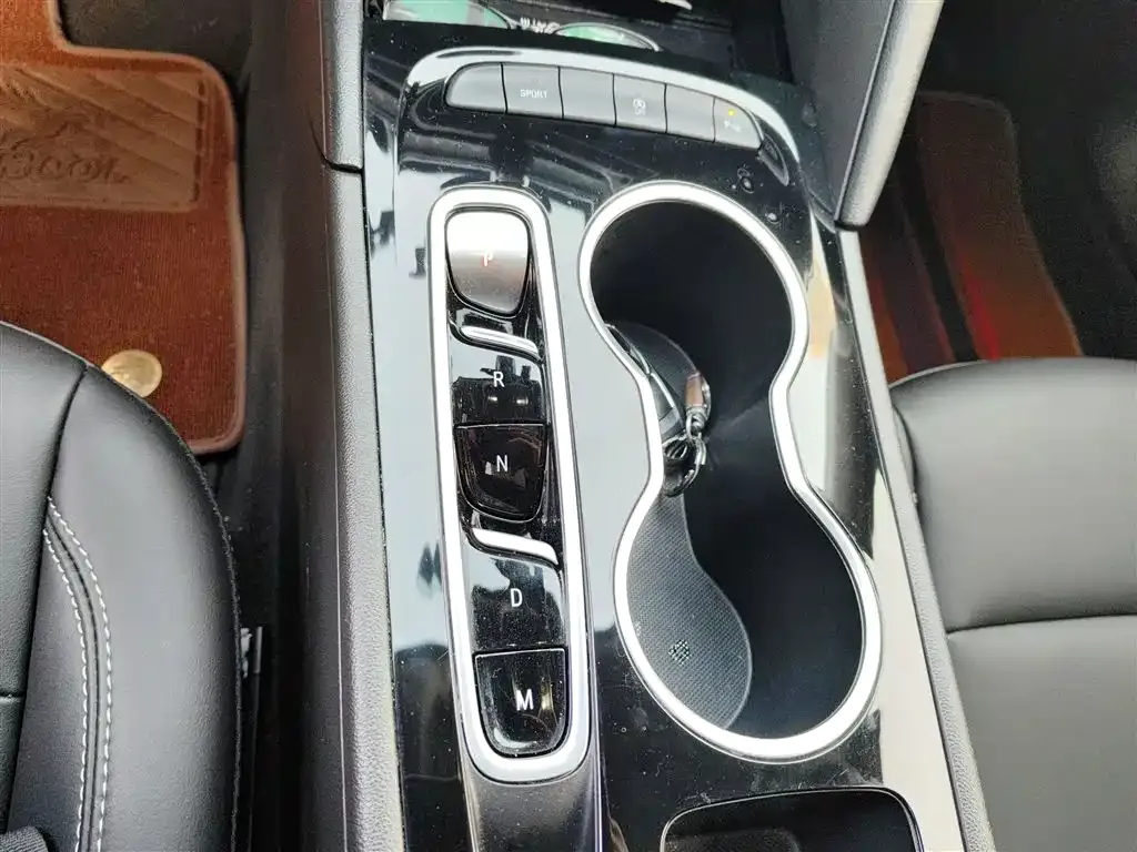 Buick Regal 2024 из CN, фото 2