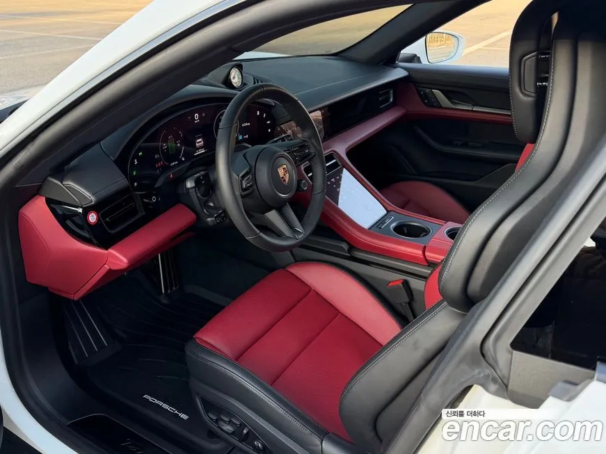 Porsche Taycan 2025 из KR, фото 7