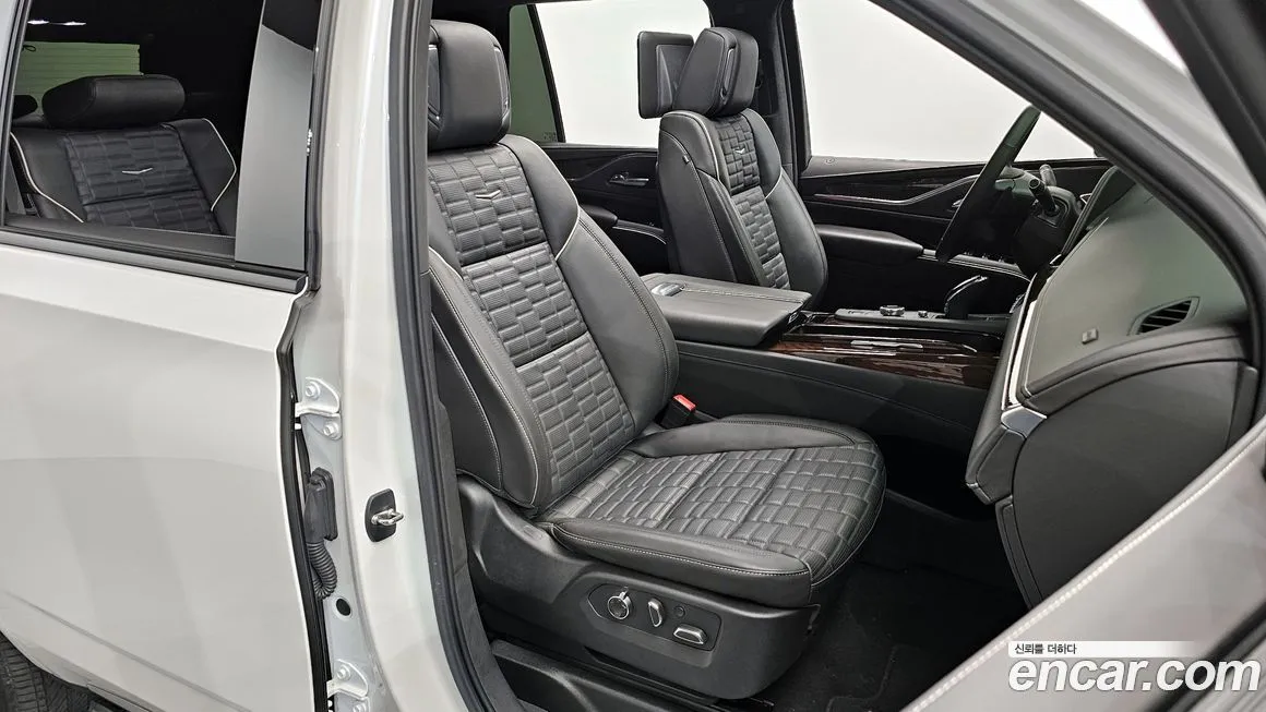 Cadillac Escalade 2021 из KR, фото 7