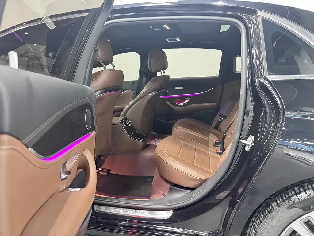 Mercedes-Benz E-Class 2023 из CN, фото 6
