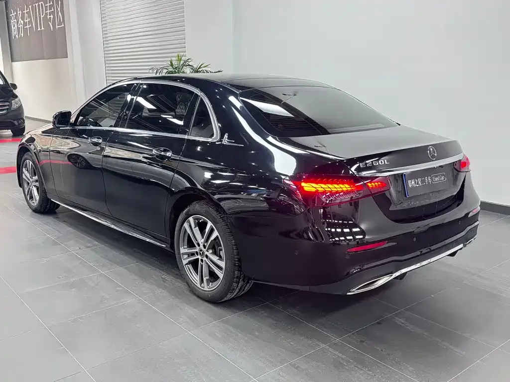 Mercedes-Benz E-Class 2023 из CN, фото 7