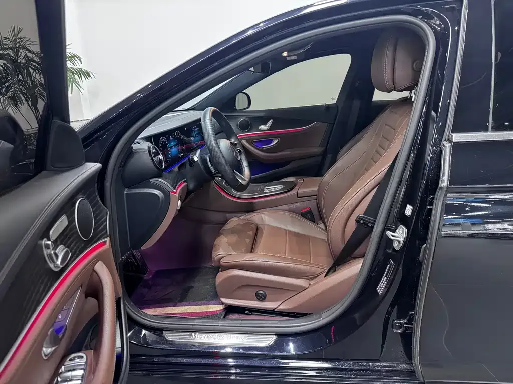 Mercedes-Benz E-Class 2023 из CN, фото 4