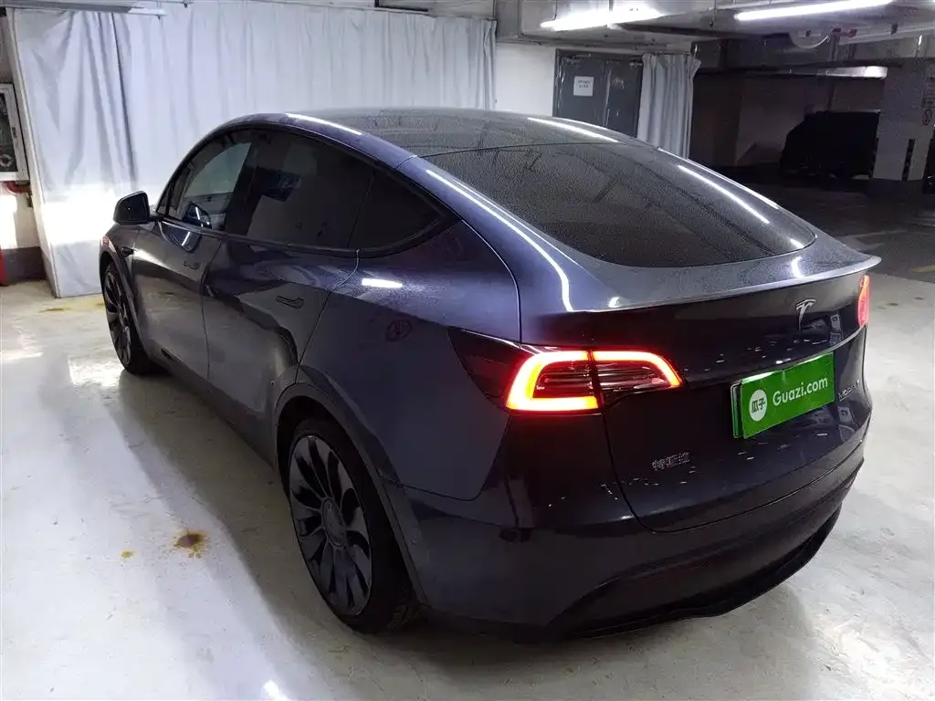 Tesla Model Y 2022 из CN, фото 9