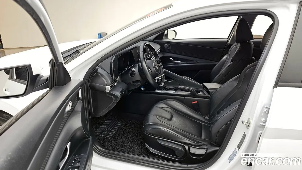 Hyundai AVANTE — фото 8