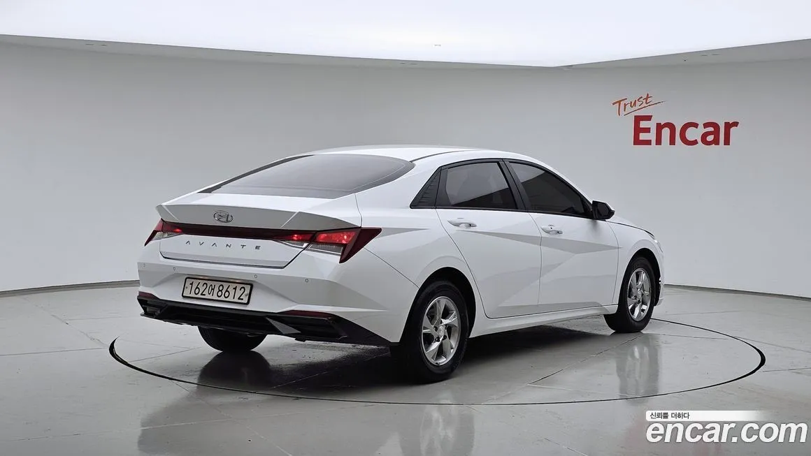 Hyundai AVANTE — фото 7