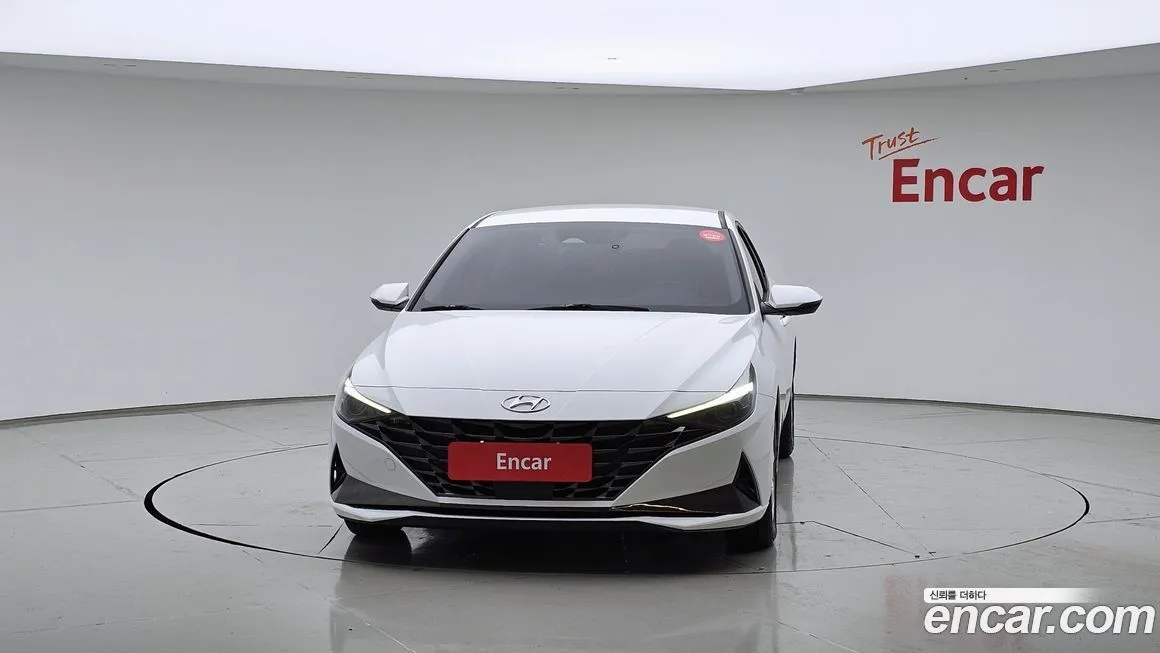 Hyundai AVANTE — фото 2