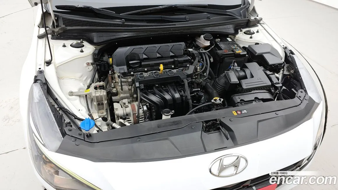 Hyundai AVANTE — фото 9