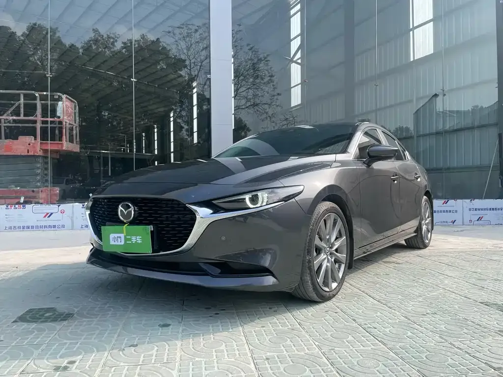 Mazda 3 Axela 2022 из CN, фото 1