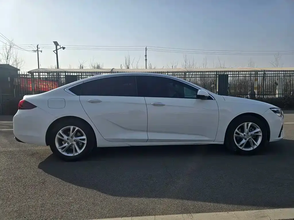Buick Regal 2022 из CN, фото 5