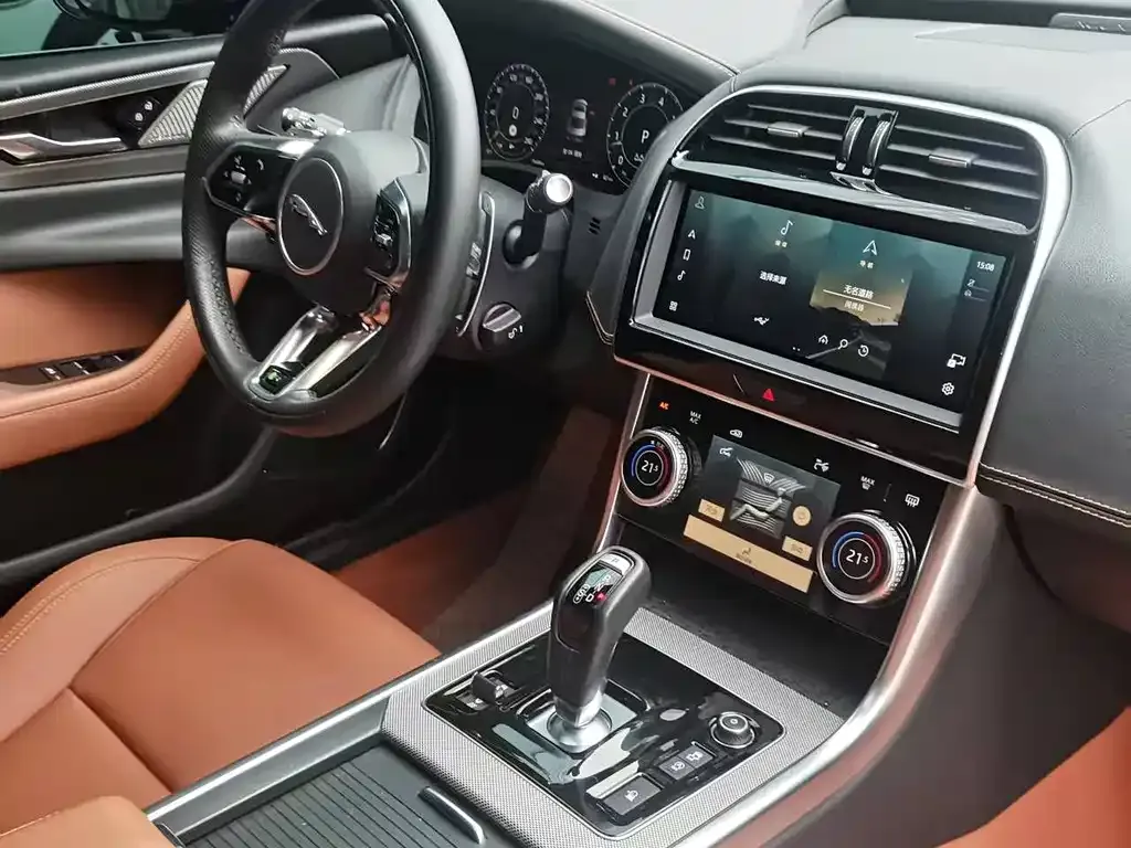 Jaguar XEL 2023 из CN, фото 5