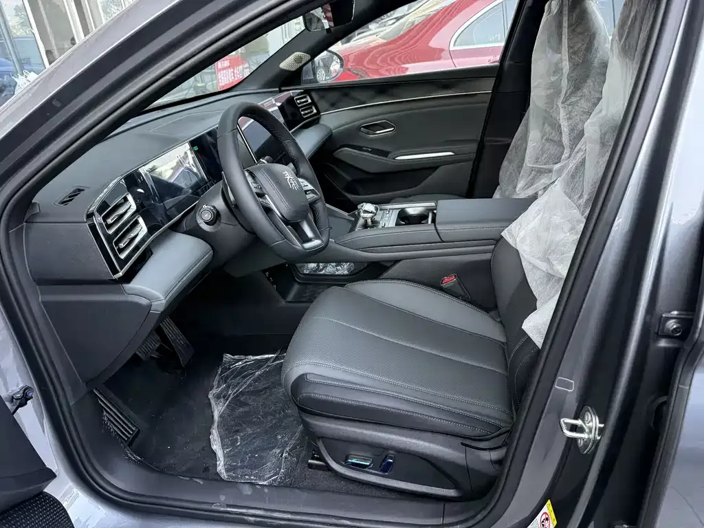 BYD Qin L 2026 из CN, фото 9
