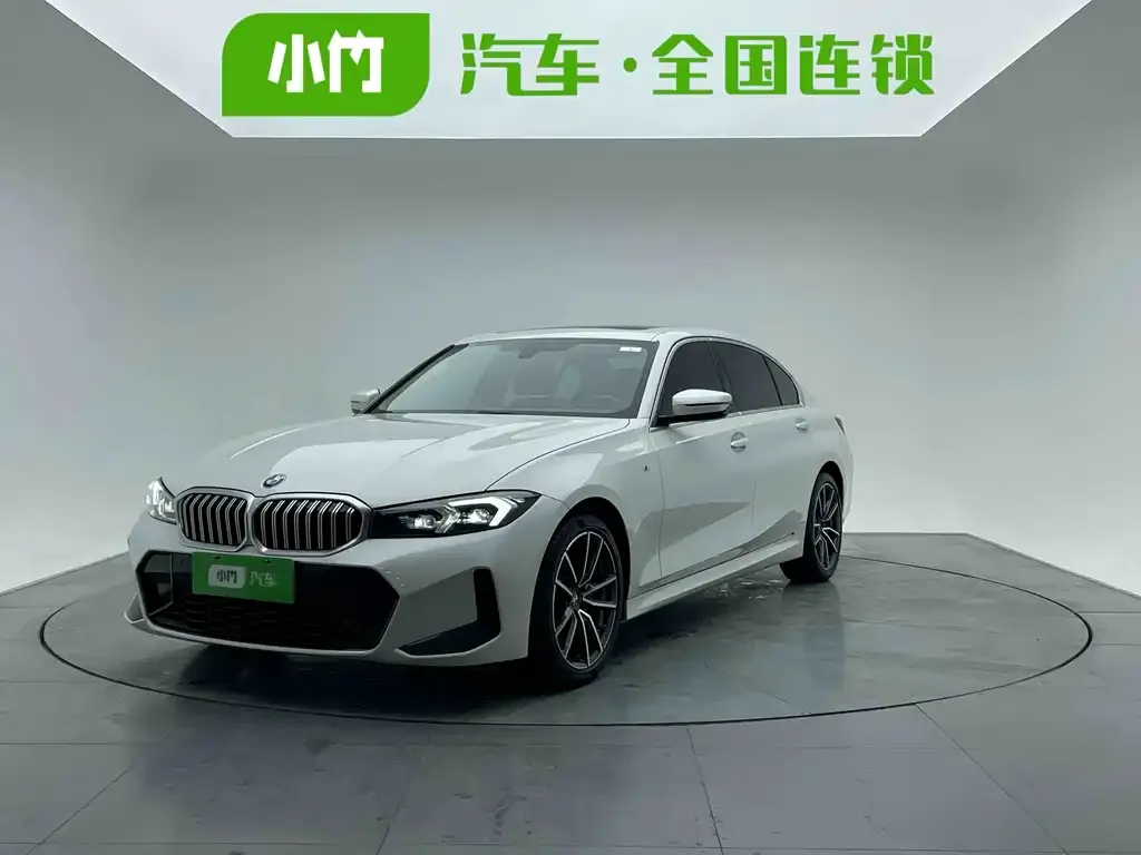 BMW 3 Series 2022 из CN, фото 1