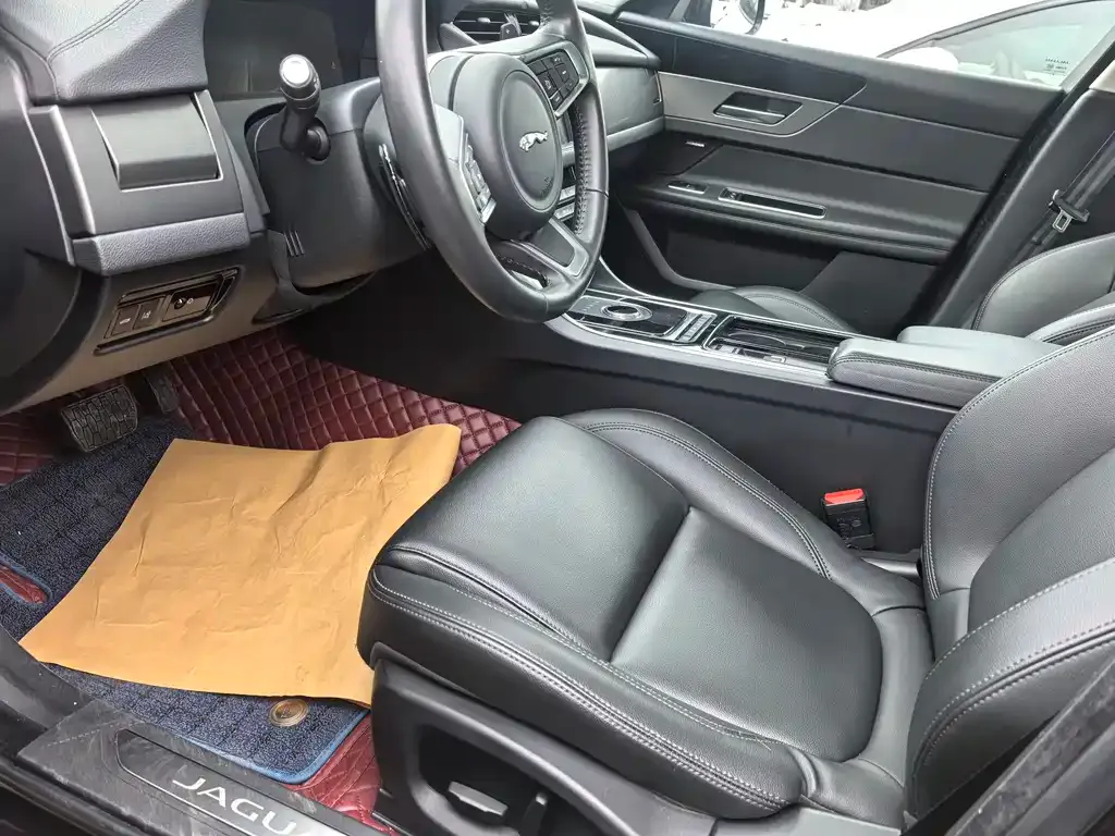 Jaguar XFL 2021 из CN, фото 4