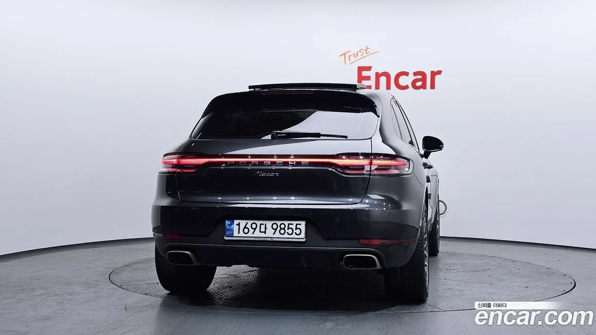 Porsche Macan — фото 3