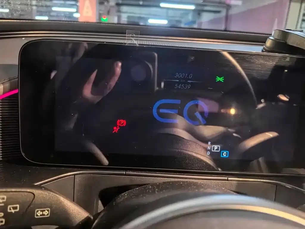 Mercedes-Benz EQC 2022 из CN, фото 3