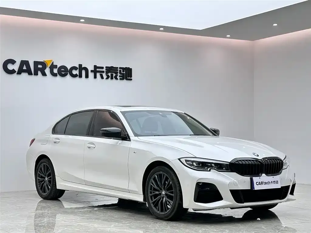 BMW 3 Series 2021 из CN, фото 3