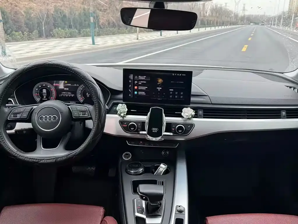 Audi A4L 2023 из CN, фото 2