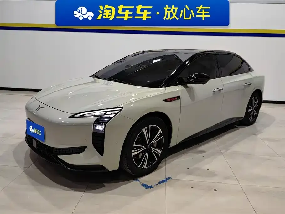 Hongqi EH7 2024 из CN, фото 1