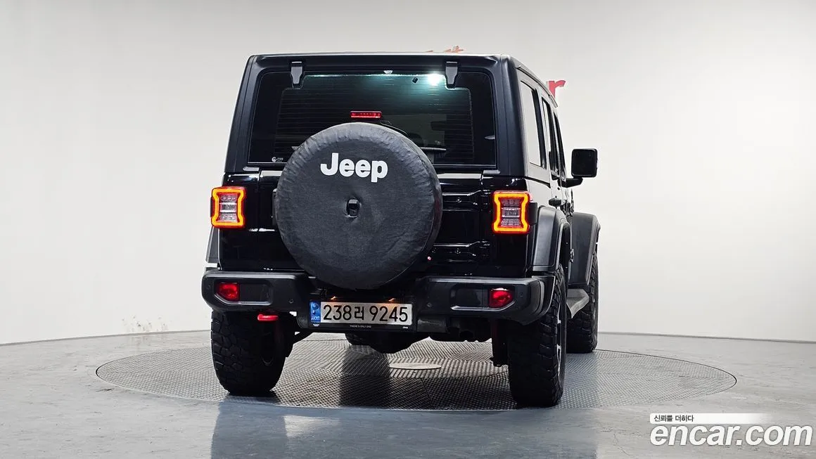 Jeep Wrangler 2022 из KR, фото 5