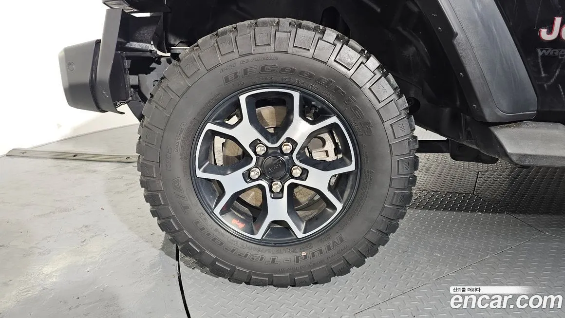 Jeep Wrangler 2022 из KR, фото 4