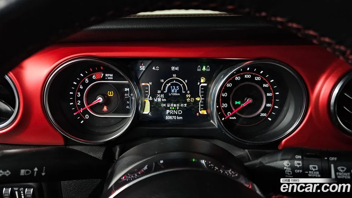 Jeep Wrangler 2022 из KR, фото 2