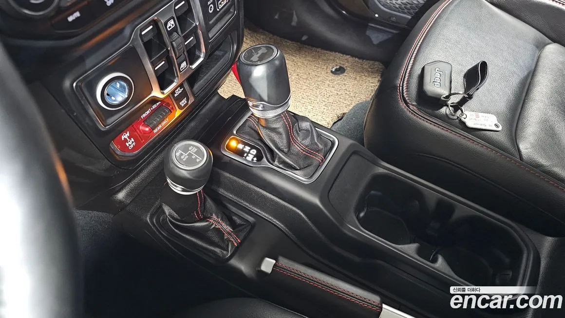 Jeep Wrangler 2022 из KR, фото 10